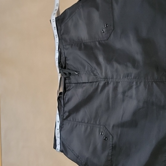 Tropical Escape Size 16 Black Swim Short Skirt, Excellent Used Condition - Picture 4 of 10